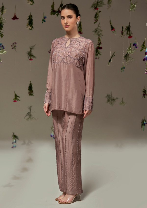 Tassel embroidered short Tunic and straight Pants with embroidery in straight lines